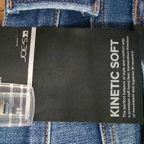 Joe's Jeans The Asher in Westferry wash. Size 31 - Picture 6 of 12